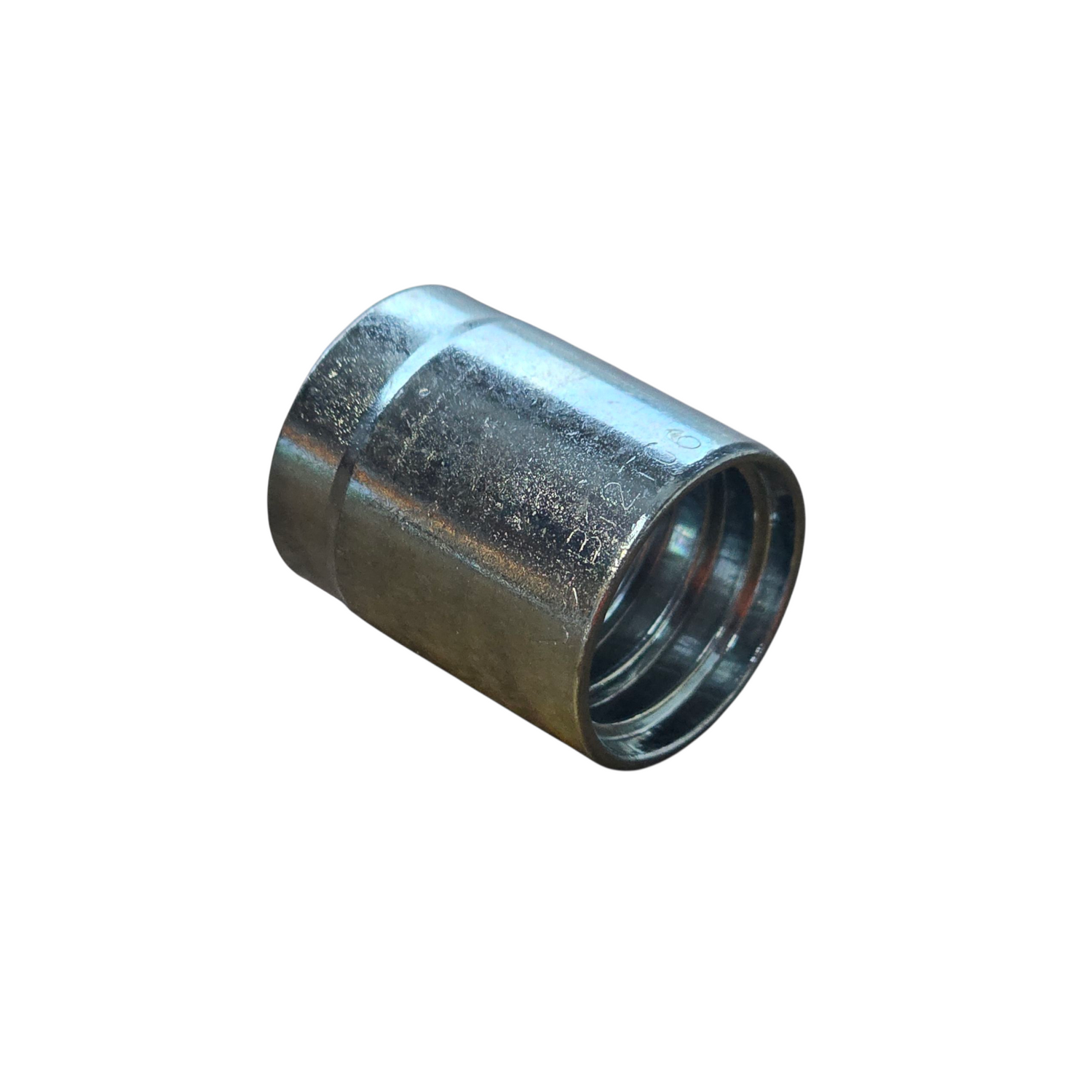 Side View of Vitillo standard 1SN 2SN 2SC hose two-piece crimp ferrule for wire-braided hydraulic hoses made from zinc-plated steel