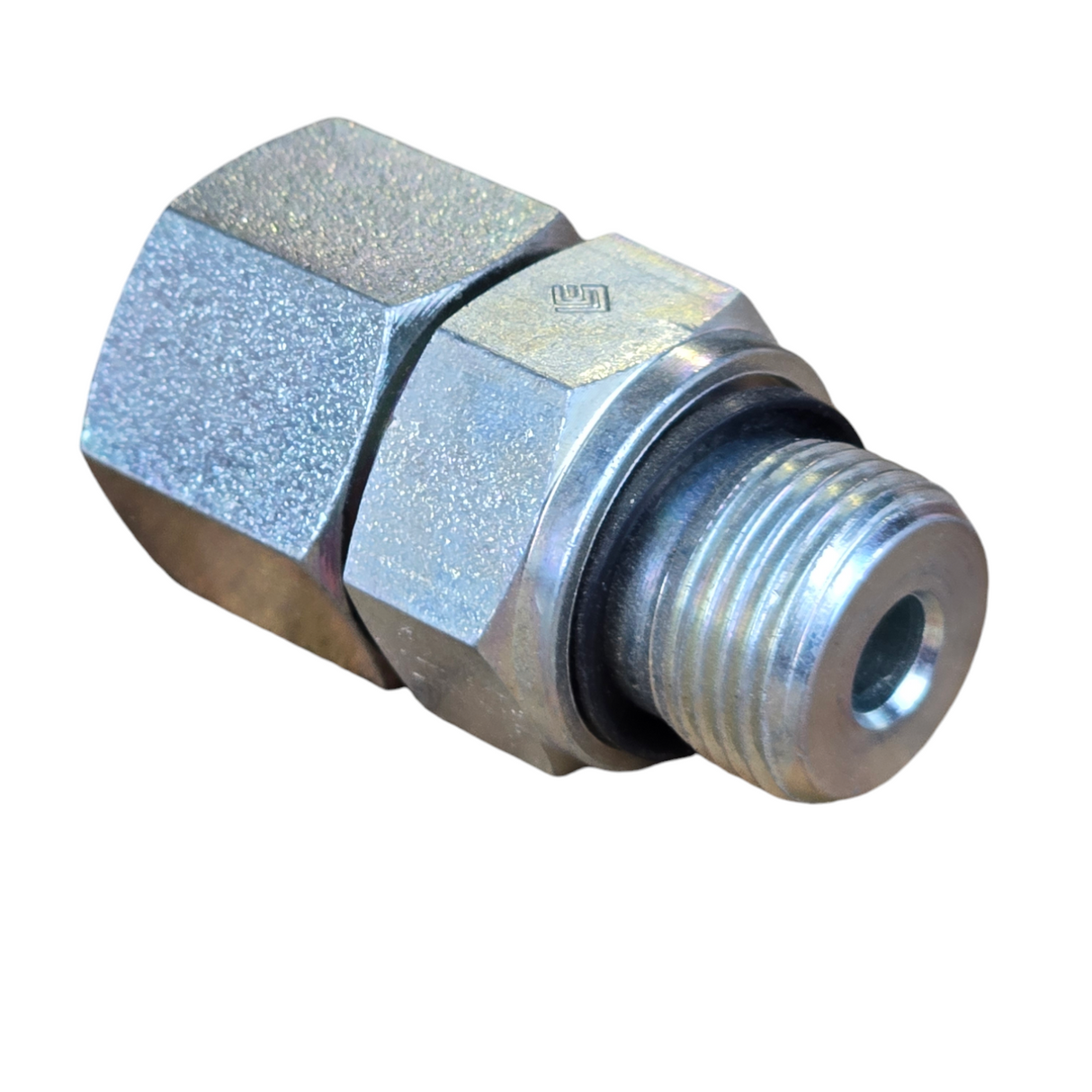 BSPP Male x Metric Heavy Female Swivel Adaptor
